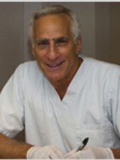 3546 Van Horne Dental Centre - 3546 Van Horne Dental Centre