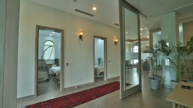 AAYNA Clinic - AAYNA Clinic