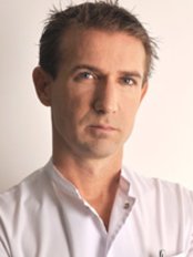 Aesthetic Medical Center Versace Patat - Aesthetic Medical Center Versace Patat