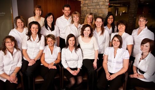 ستوديو إيردري لطب الأسنان - Airdrie Dental Studio