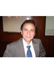 أليخاندرو جريغايتس - Alejandro Grigaites