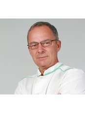 ألفا لطب الأسنان - Alfa Dental