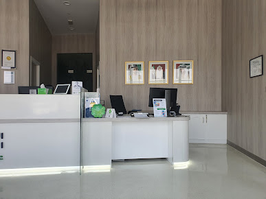 المستشفى الأمريكي - عيادة الخوانيج - American Hospital Al Khawaneej Clinic