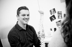 آندي ديفيز عيادة تقويم العمود الفقري - Andy Davies Chiropractic Clinic