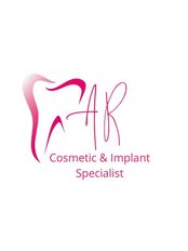AR أخصائي التجميل والزرع - AR Cosmetic & Implant Specialist