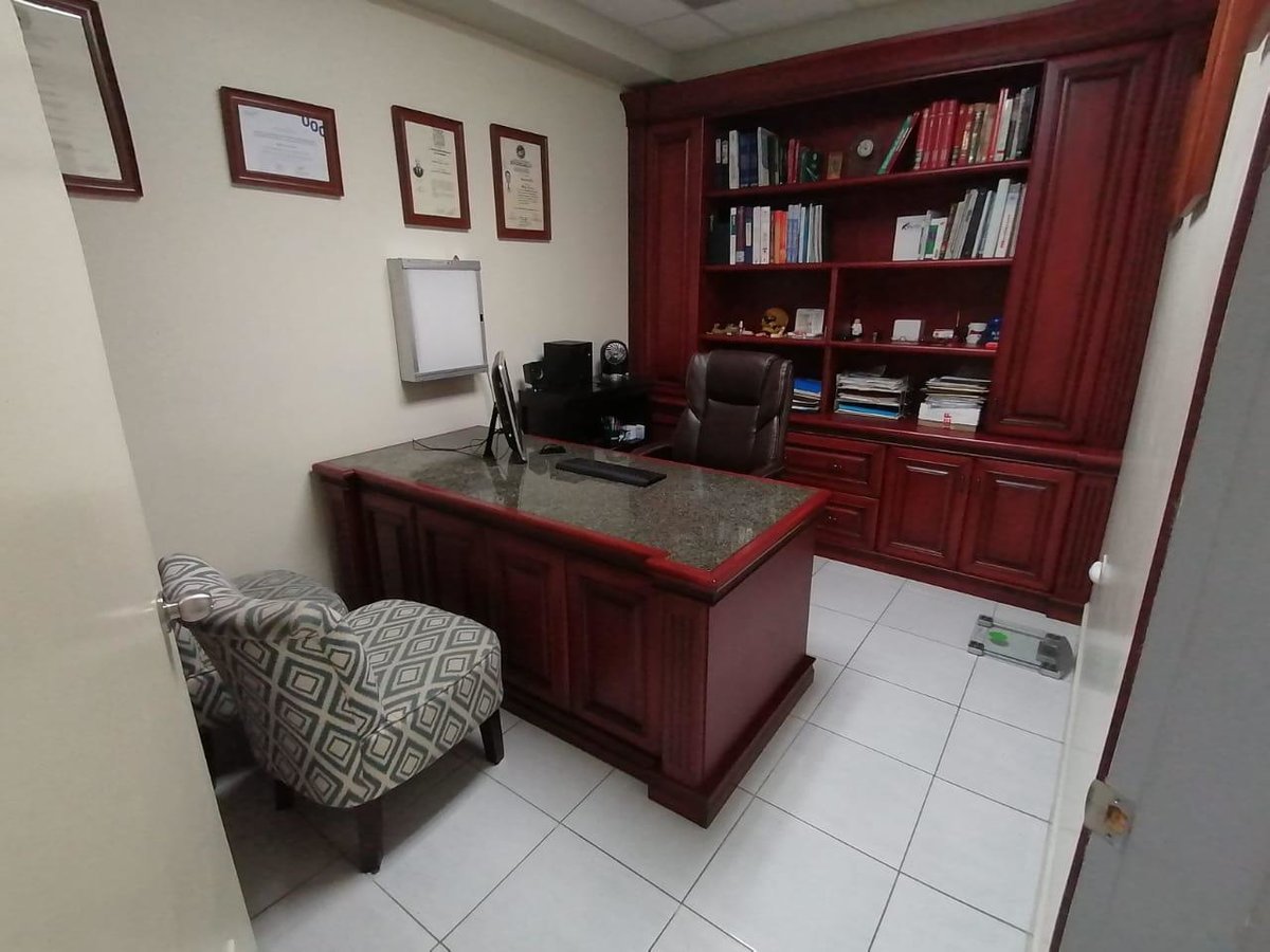 عيادة أريفالو للأسنان - AREVALO DENTAL CLINIC