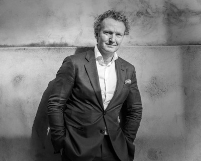 Ashton Plastic Surgery - Prof. Mark Ashton