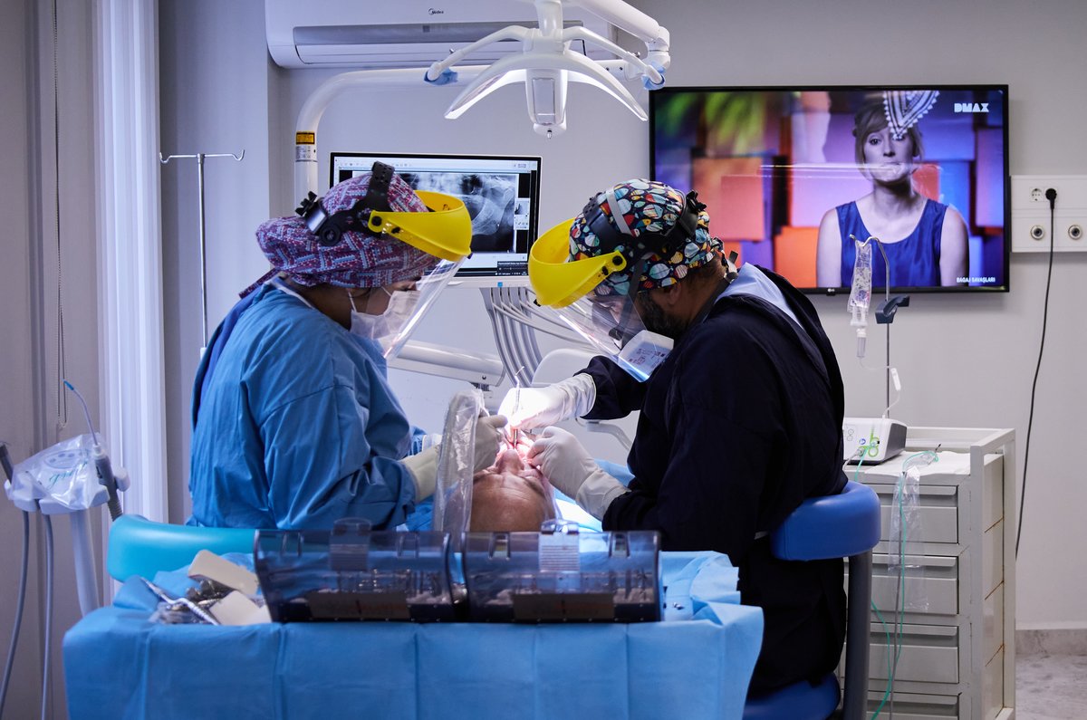 ATA PERA DENTAL CENTER - Istanbul - ATA PERA DENTAL CENTER - Istanbul