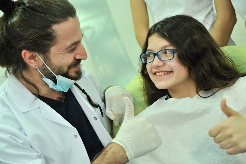 عيادة أتاليا لصحة الفم والأسنان - Atalya Oral and Dental Health Polyclinic