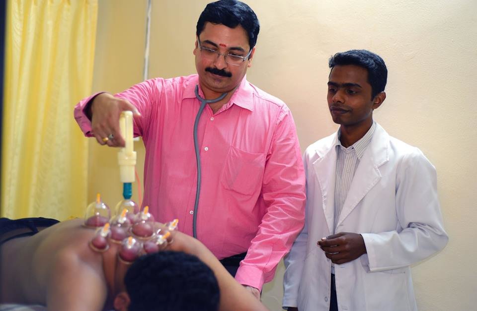 AURA الوخز بالإبر Hijama and Yoga Clinic, - AURA Acupuncture Hijama and Yoga Clinic,