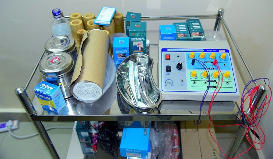 AURA الوخز بالإبر Hijama and Yoga Clinic, - AURA Acupuncture Hijama and Yoga Clinic,