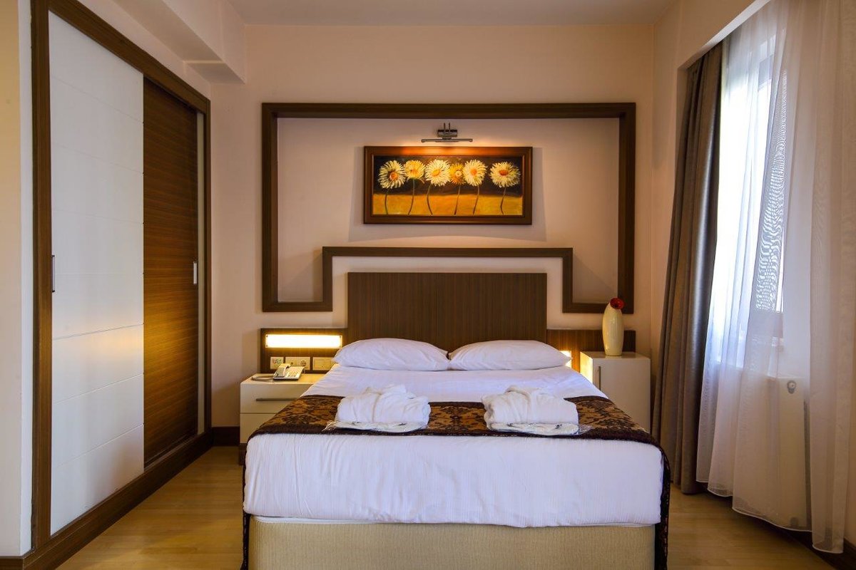 AYKA LIFE - AYKA LIFE