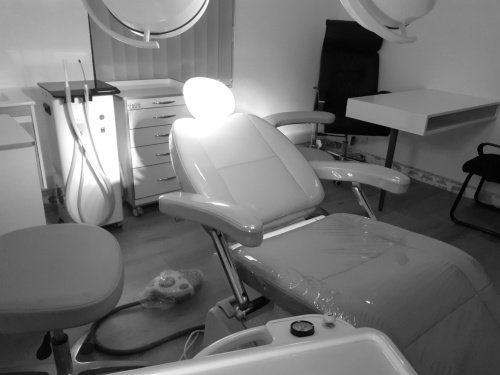 BC جراحة الفم والوجه والفكين - BC Oral & Maxillofacial Surgery