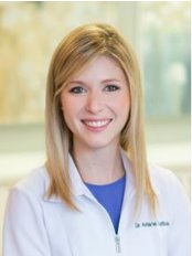 عيادة بيمونت لتقويم الأسنان/ د. آريان ليبويه - Beaumont Orthodontic Clinic/ Dr. Ariane Lebuis