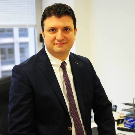 Beauty and FUE - Beauty and FUE