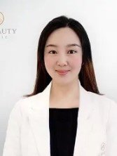 عيادة التجميل والعناية بالبشرة - Beauty and skincare clinic