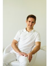 بوريس ليوبينكو - أخصائي فيزياء معتمد - Boris Ljubčenko - Certificated PHYSIOTHERAPIST