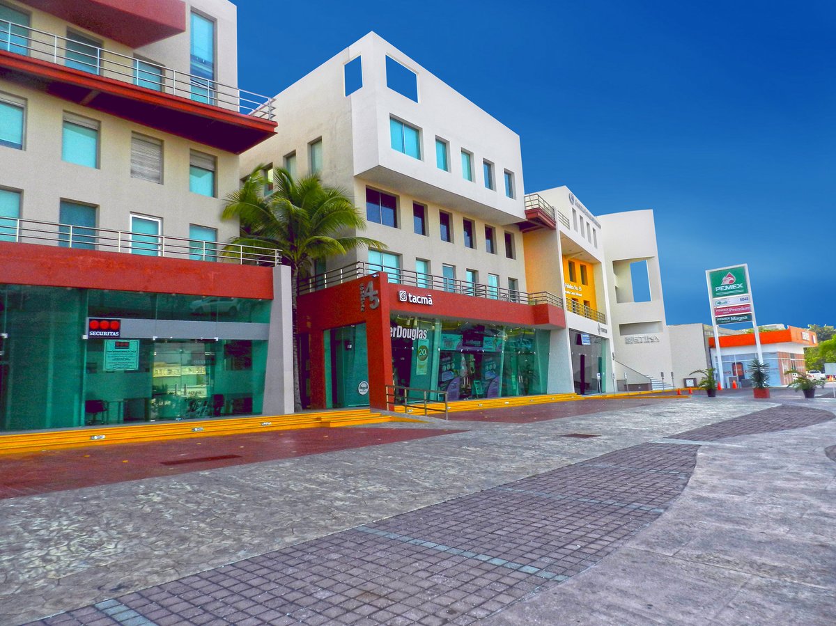 مركز بوتيللو لطب الأسنان - Botello Dental Center