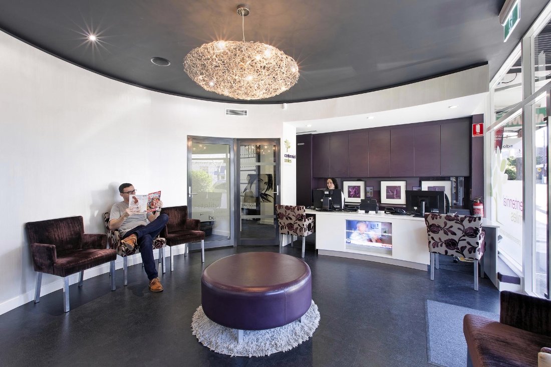 ابتسامات المئوية - Centennial Smiles