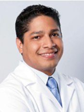 مركز دي ديسينو لطب الأسنان - Centro de Diseño Dental
