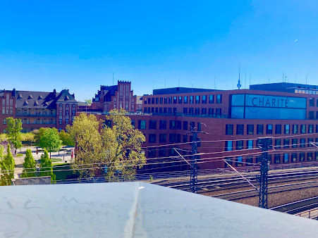 Charité – Universitätsmedizin Berlin - Charité – Universitätsmedizin Berlin