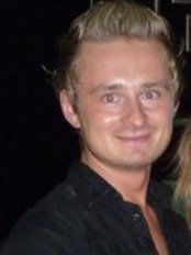 كريستوفر هانا - سيدني CBD - Christopher Hanna - Sydney CBD