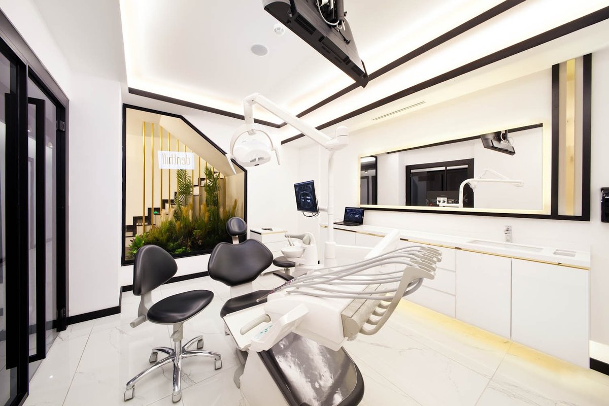 عيادة طب الأسنان الدولية - Clinic International Dentistry
