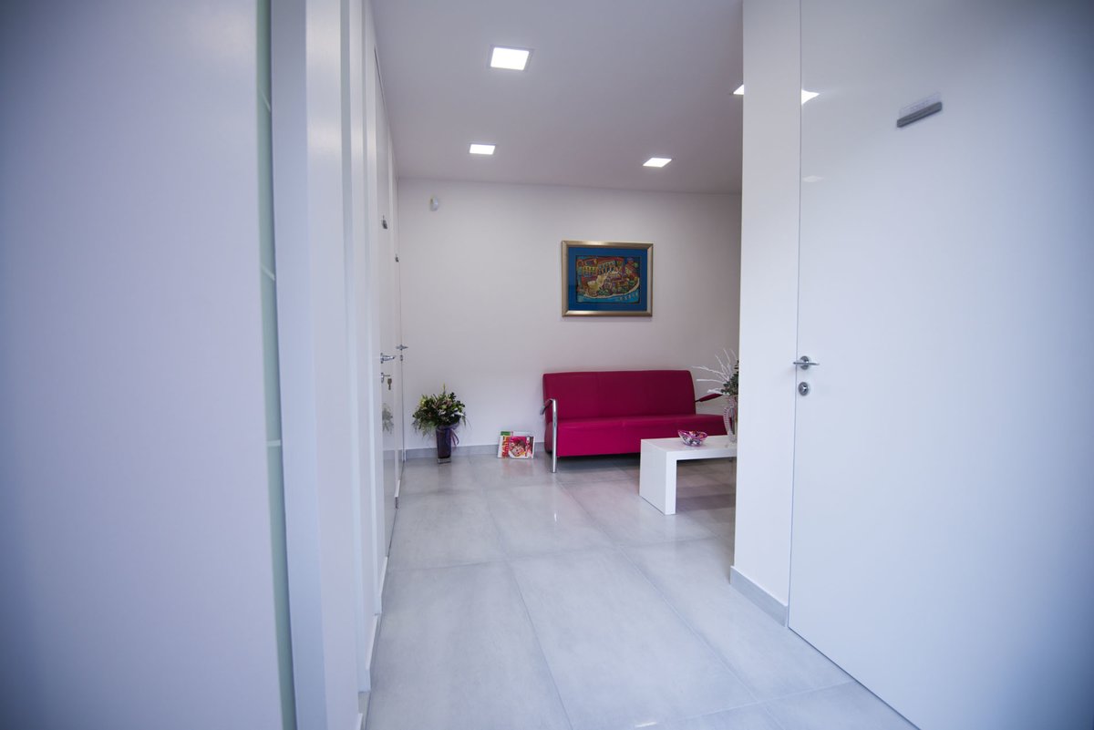 Clinic of dental medicine mr.sc.Helena Lapić Maričić, DDM, orthodontist - Clinic of dental medicine mr.sc.Helena Lapić Maričić, DDM, orthodontist