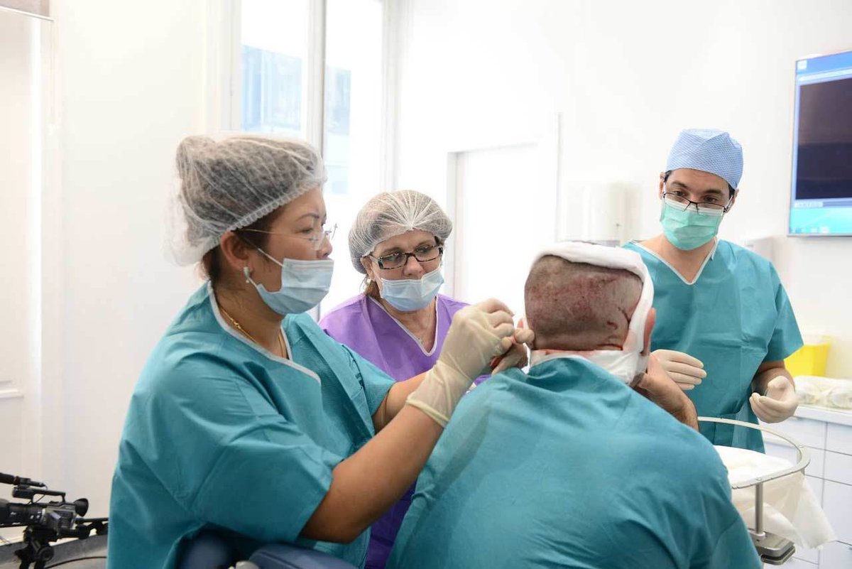 عيادة زراعة الشعر في باريس - Clinic of Hair Transplant in Paris