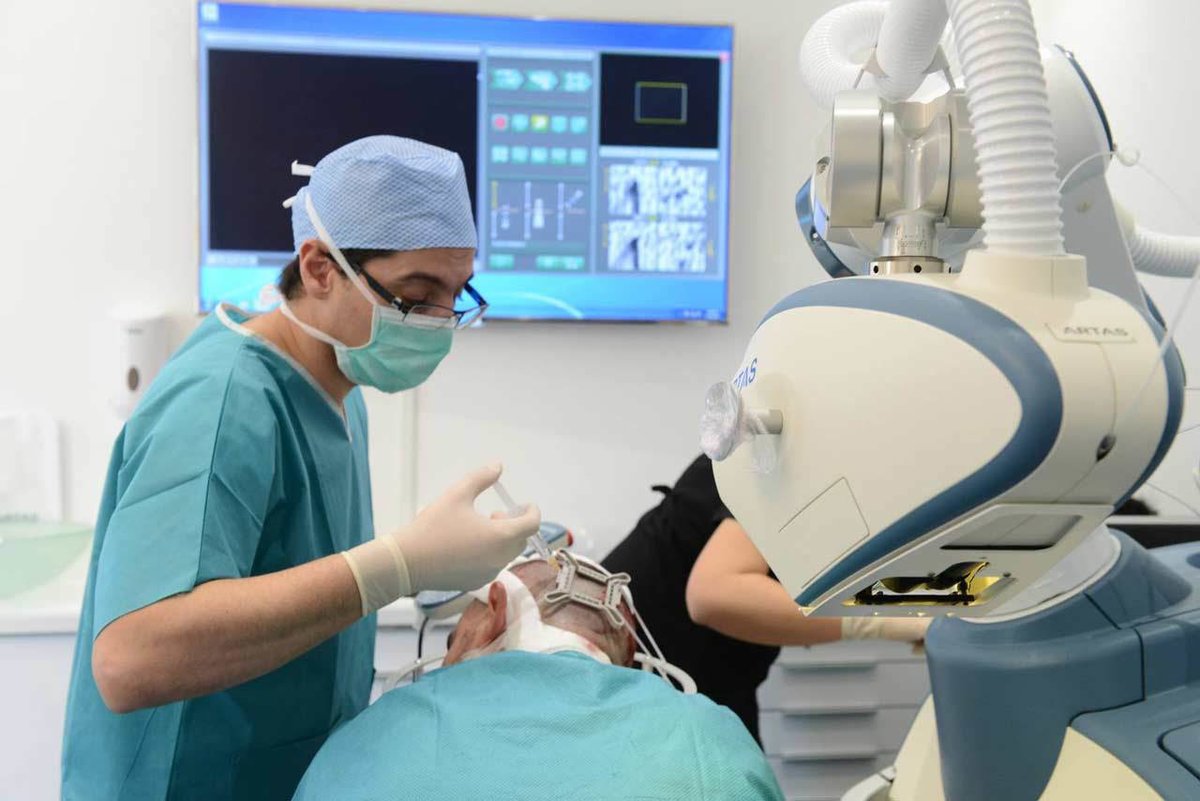 عيادة زراعة الشعر في باريس - Clinic of Hair Transplant in Paris