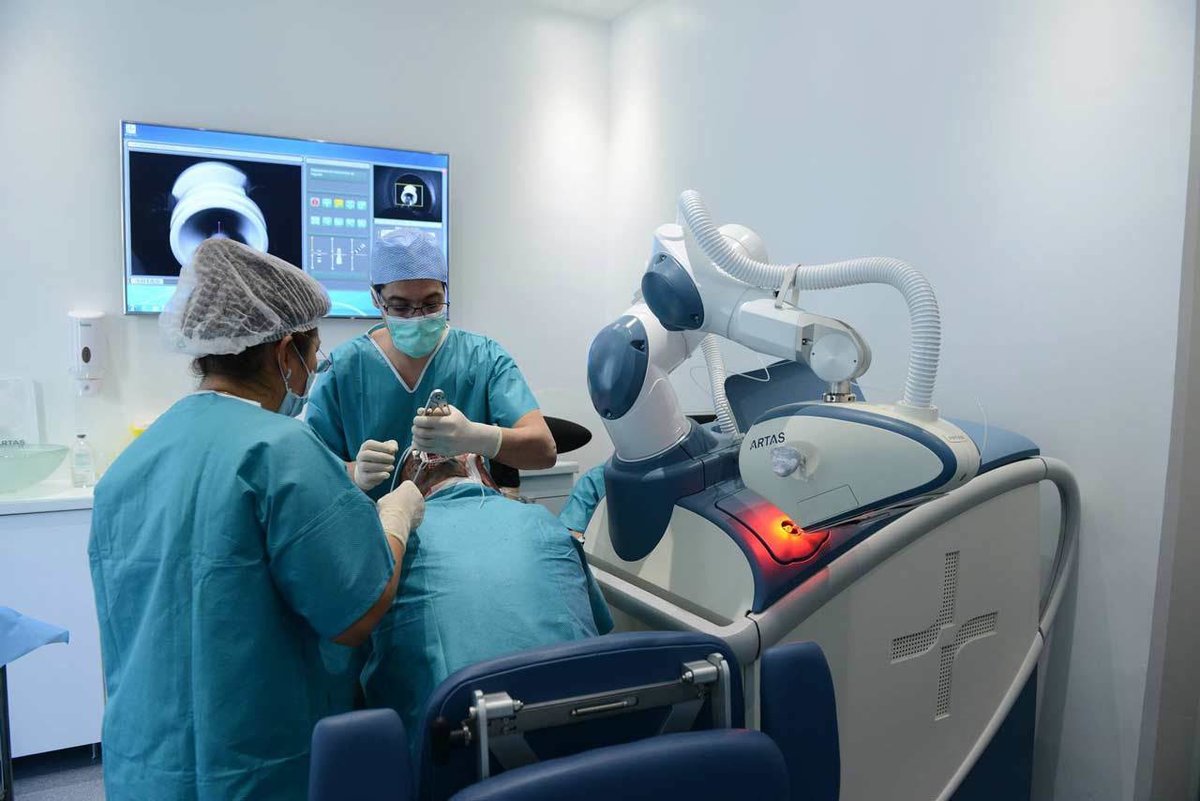عيادة زراعة الشعر في باريس - Clinic of Hair Transplant in Paris