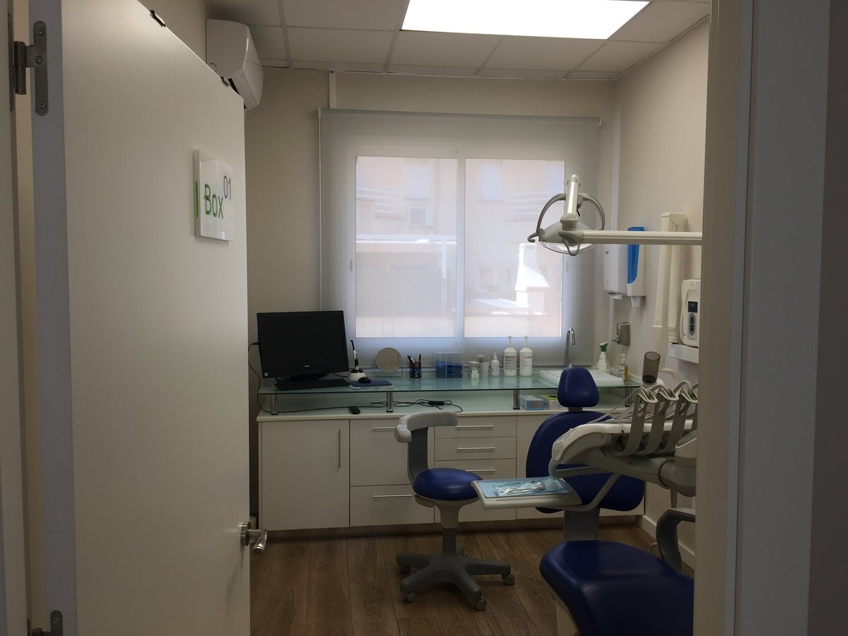 Clinica Dental Gomez Navarro - Clinica Dental Gomez Navarro