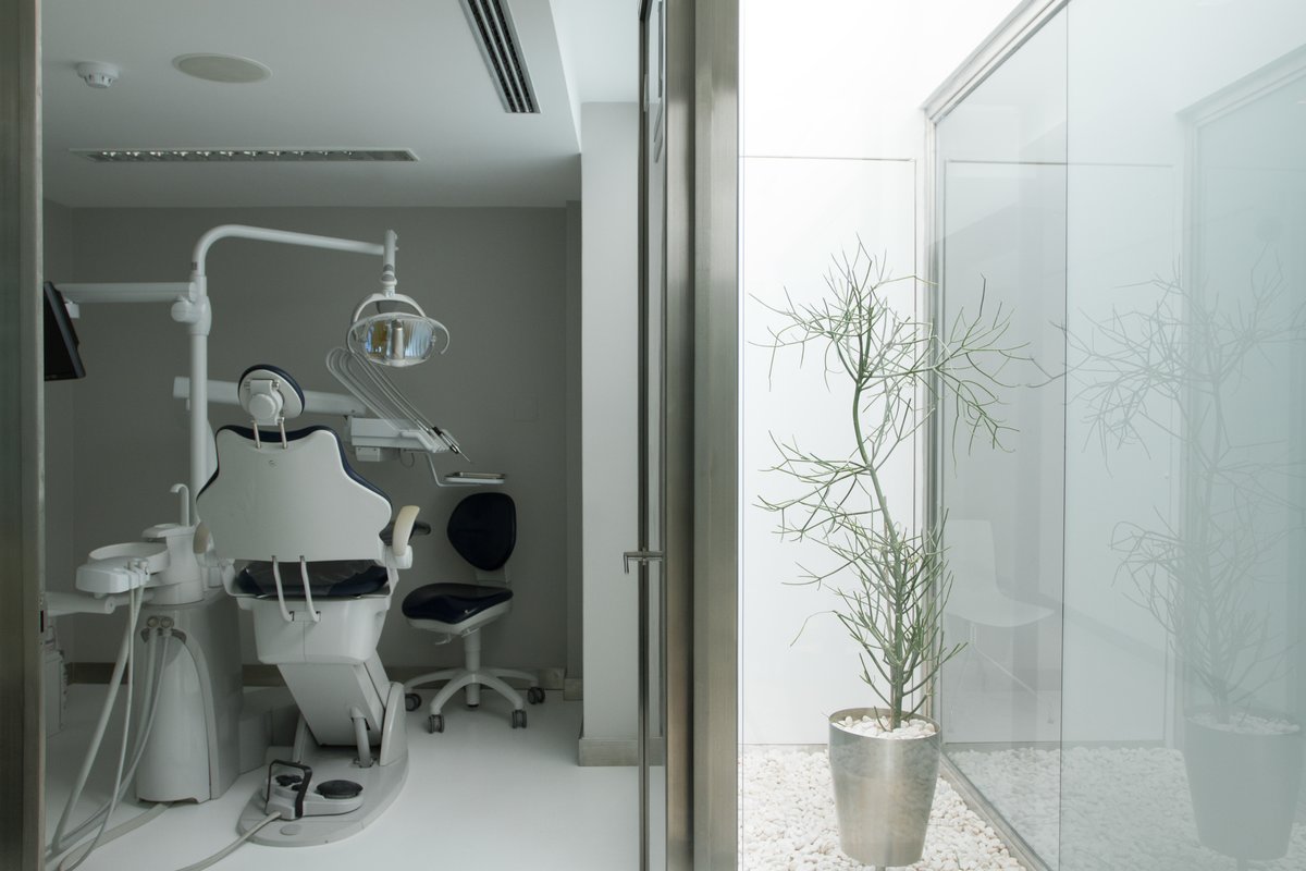 Clínica Dentária D'avenida - Clínica Dentária D'avenida