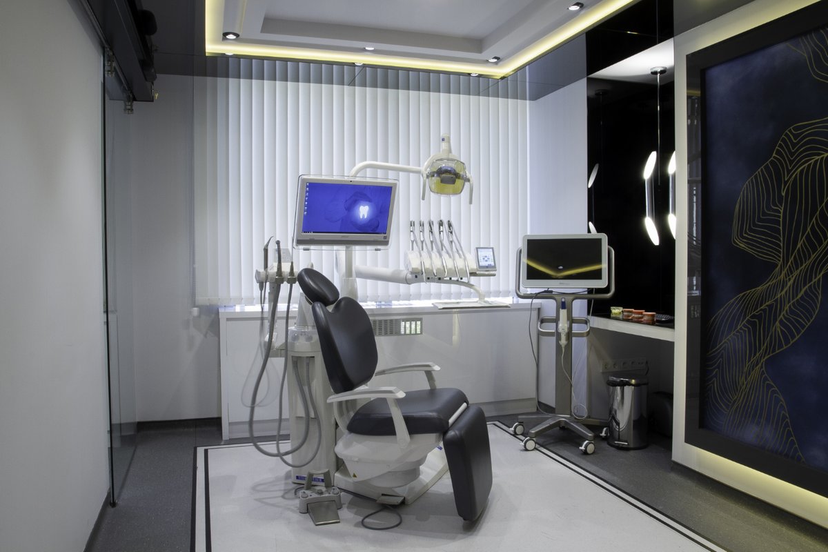 Cliniqa Dental World - Cliniqa Dental World
