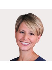 CLOE - Clinica de Odontologia Especializada - CLOE - Clinica de Odontologia Especializada