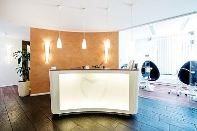 Cosmetic Dentistry P. Tomovic Frankfurt Westend - Cosmetic Dentistry P. Tomovic Frankfurt Westend