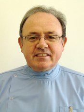 Crescent Orthodontics - Dr. Desmond McElroy - Crescent Orthodontics - Dr. Desmond McElroy