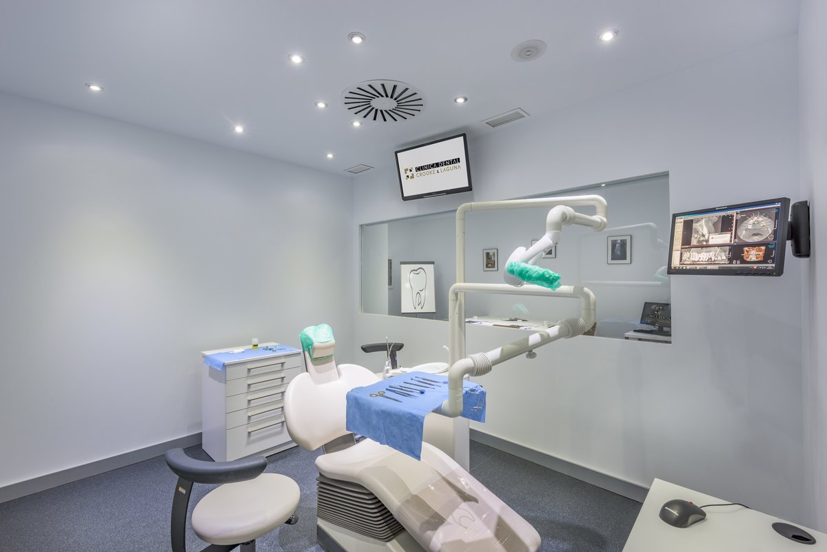 Crooke Dental Clinic Marbella - Crooke Dental Clinic Marbella