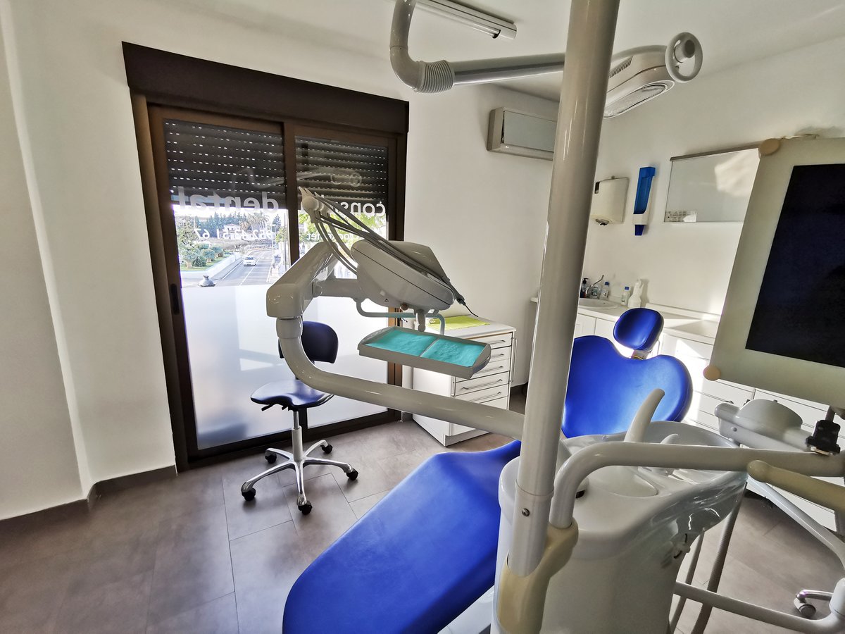 Crooke & Laguna Dental Clinic Churriana - Crooke & Laguna Dental Clinic Churriana