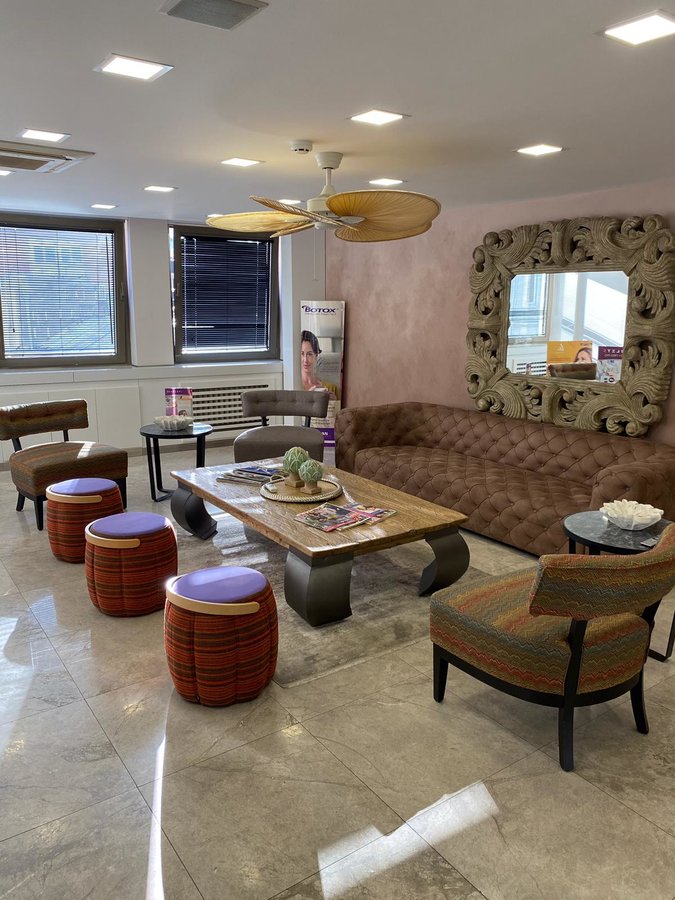 CROWN ESTETIK الأسنان - CROWN ESTETIK DENTAL