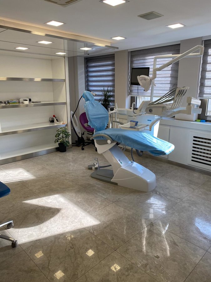 CROWN ESTETIK الأسنان - CROWN ESTETIK DENTAL