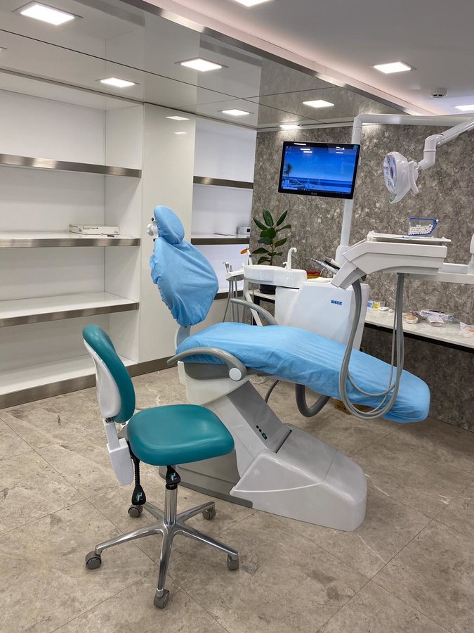 CROWN ESTETIK الأسنان - CROWN ESTETIK DENTAL