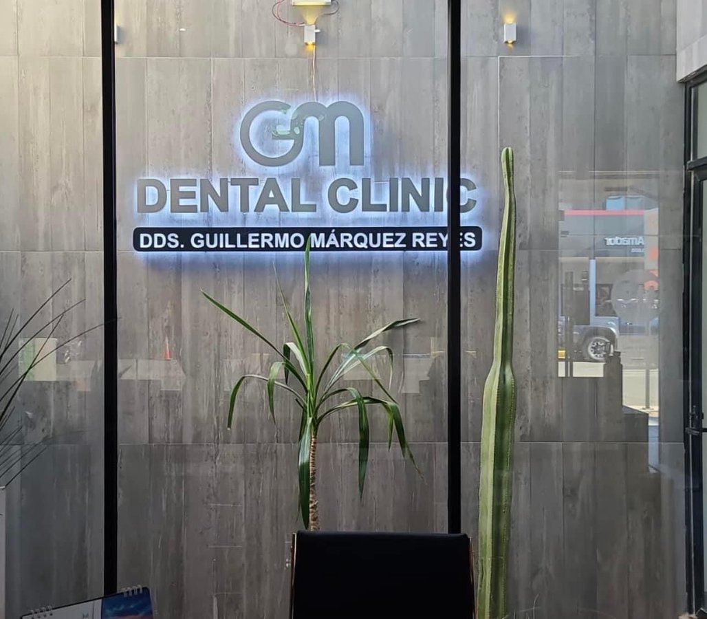 D.D.S. GUILLERMO MÁRQUEZ REYES - D.D.S. GUILLERMO MÁRQUEZ REYES