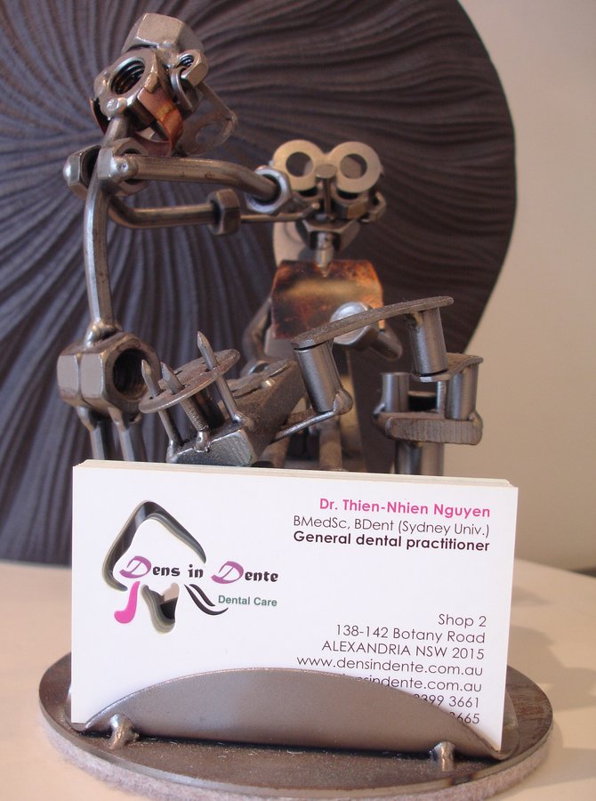 العناية بالأسنان Dente Dental Care - Dens in Dente Dental Care