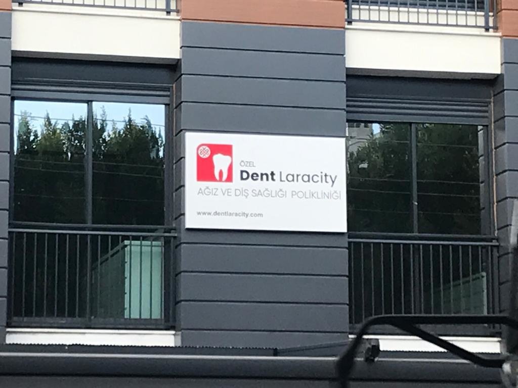 Dent Laracity - Dent Laracity