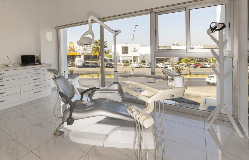 Dent Medica Bodrum - Dr. Kübra Çakır - Dent Medica Bodrum - Dr. Kübra Çakır