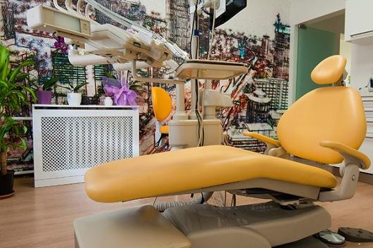 دنت يونايتد - Dent United