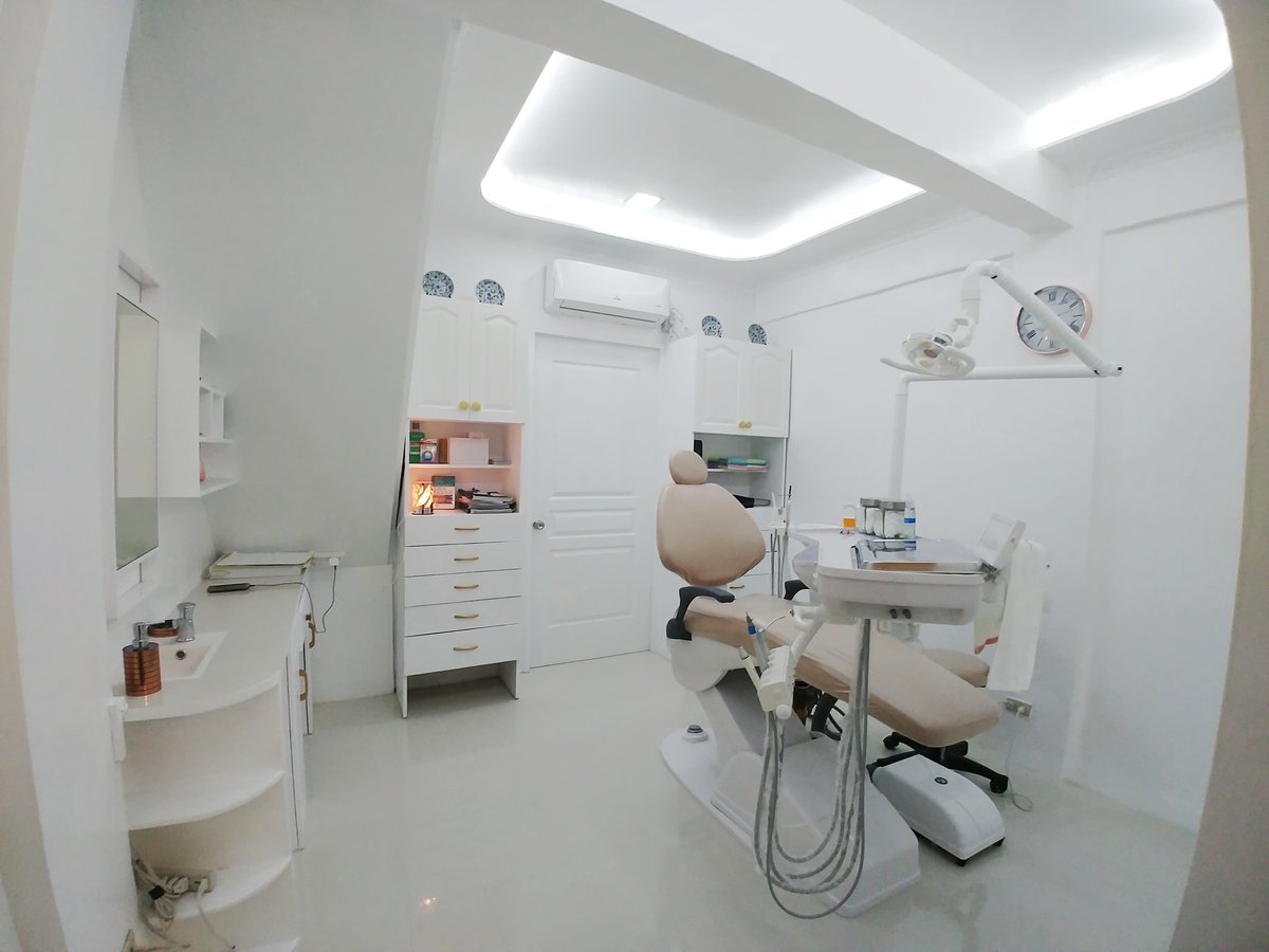 Dental Aesthetics Center by Dr Leigh Belga - Dental Aesthetics Center by Dr Leigh Belga