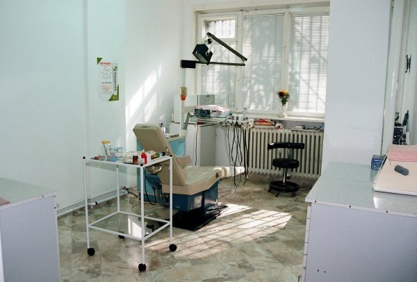 Dental clinic Svedent - Dental clinic Svedent