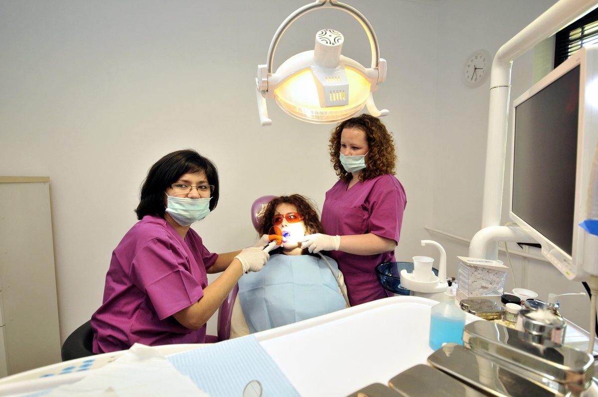 Dental Clinic Taradent - Dr. Omer Filiz - Dental Clinic Taradent - Dr. Omer Filiz